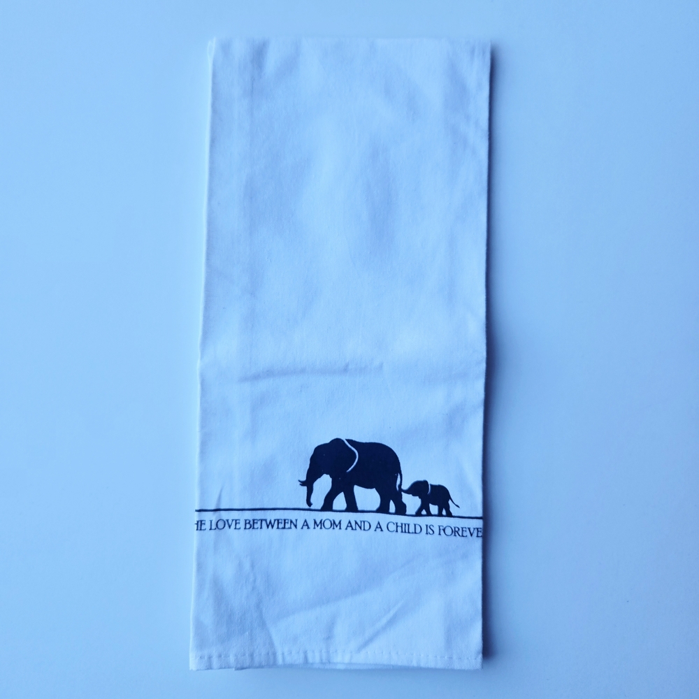 🌺 Elephant Mom & Baby White Kitchen Tea Towel